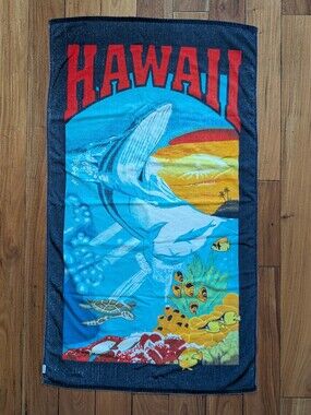 Hawaii Vintage Whale Beach Towel (OS)